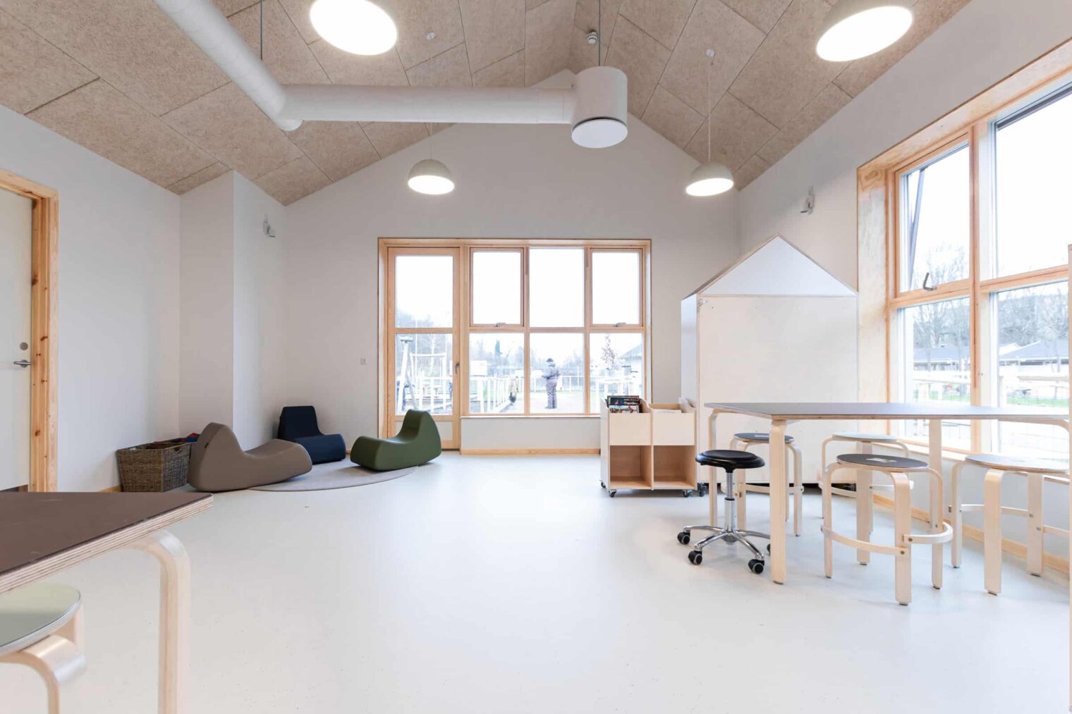 Svanen-bornehus-inventar-14